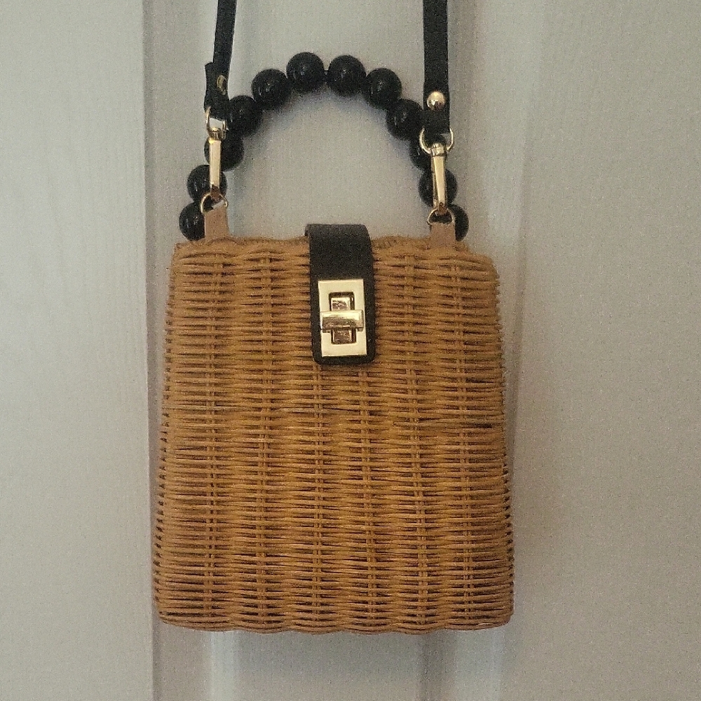 Elegant Tan Woven Bag with Black Accents